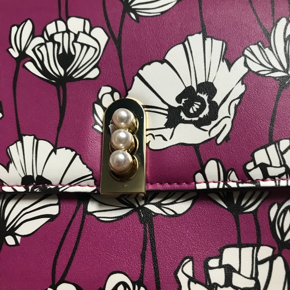 Perfect Spring Floral Lottie Shoulder Bag - Picture 4 of 6